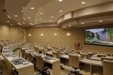 استراحتگاه The Ritz Carlton Dallas, Las Colinas