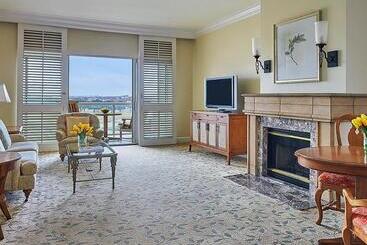 استراحتگاه The Ritz Carlton Dallas, Las Colinas