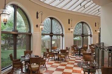 استراحتگاه The Ritz Carlton Dallas, Las Colinas