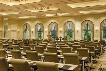استراحتگاه The Ritz Carlton Dallas, Las Colinas