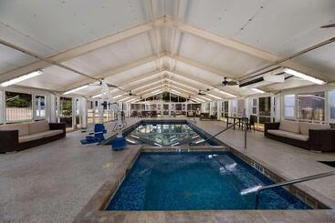 Clarion Hotel San Angelo Near Convention Center