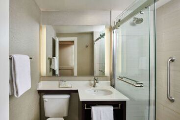 هتل Alex Johnson Rapid City Curio Collection By Hilton