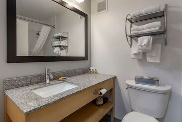هتل Best Western Plus University Inn