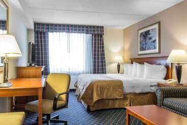 Clarion Hotel & Conference Center