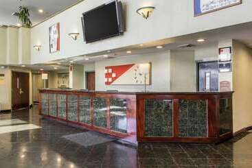 Clarion Hotel & Conference Center