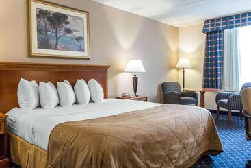 Clarion Hotel & Conference Center
