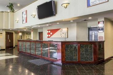 Clarion Hotel & Conference Center