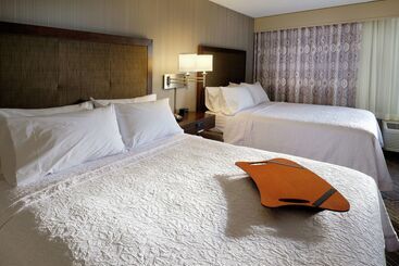هتل Hampton Inn Green Bay Downtown