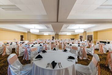Clarion Hotel San Angelo Near Convention Center