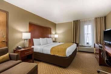 هتل Comfort Inn & Suites Springfield I 44