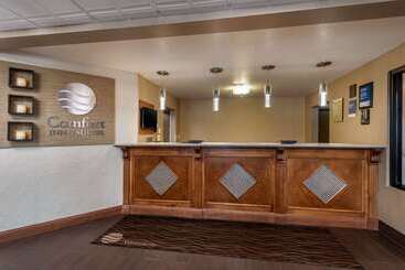 هتل Comfort Inn & Suites Springfield I 44