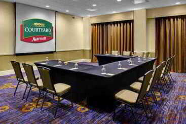 هتل Courtyard Atlanta Decatur Downtown/emory