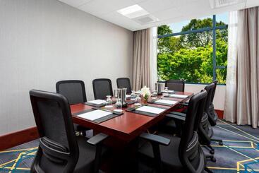 Hotel Courtyard By Marriott Boston Cambridge
