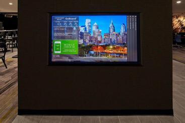 هتل Courtyard By Marriott Philadelphia City Avenue