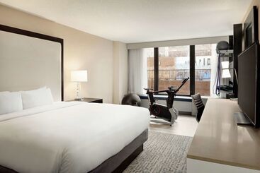 هتل Doubletree By Hilton  Chicago  Magnificent Mile