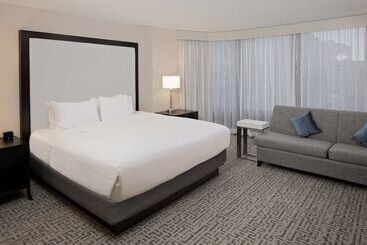 هتل Doubletree By Hilton  Chicago  Magnificent Mile