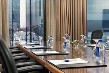 هتل Doubletree By Hilton  Chicago  Magnificent Mile