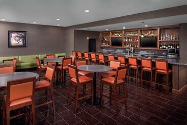 هتل Wyndham Garden Westlake