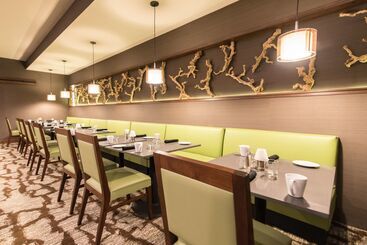 هتل Wyndham Garden Westlake
