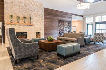 هتل Wyndham Garden Westlake