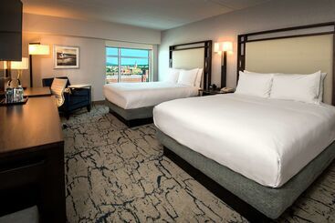 هتل Doubletree By Hilton Manchester Downtown