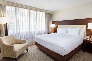 هتل Doubletree By Hilton Washington Dc   Crystal City