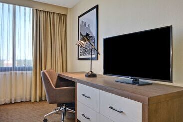 Embassy Suites Hotel Winston Salem