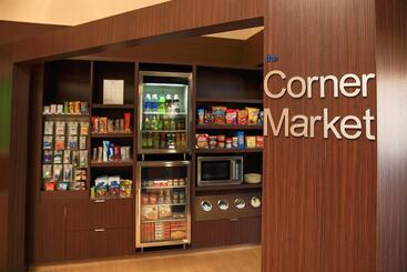 هتل Fairfield Inn And Suites By Marriott San Jose Airport