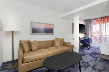 هتل Fairfield Inn And Suites By Marriott San Jose Airport