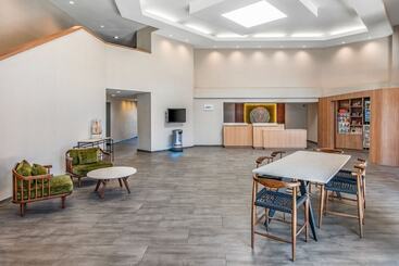 هتل Fairfield Inn And Suites By Marriott San Jose Airport
