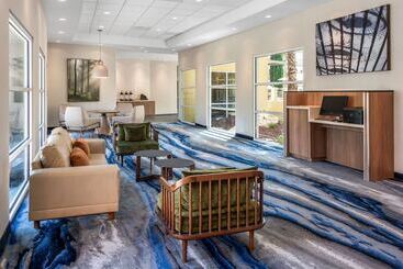 هتل Fairfield Inn And Suites By Marriott San Jose Airport
