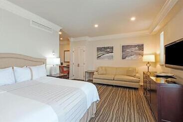 هتل Grand Galvez Resort, Autograph Collection