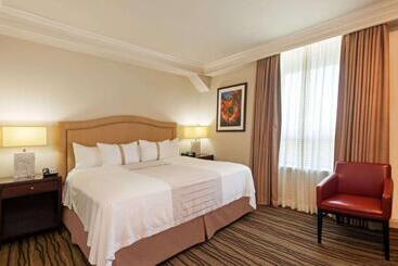 هتل Grand Galvez Resort, Autograph Collection