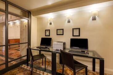هتل Grand Galvez Resort, Autograph Collection