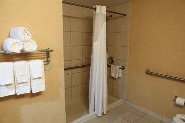 Greentree Hotel Phoenix West