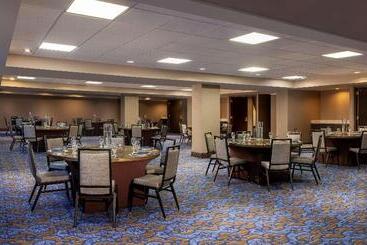 هتل Hilton Fort Worth