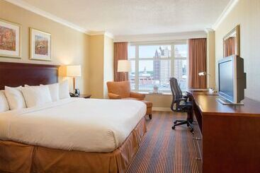 هتل Hilton Providence