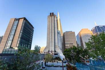 هتل Hilton San Francisco Financial District