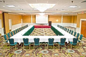 هتل Holiday Inn Arlington At Ballston, An Ihg