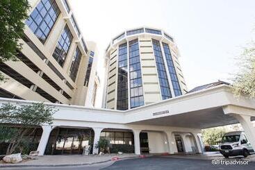 هتل Holiday Inn Austin  Town Lake, An Ihg