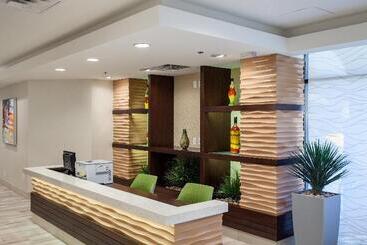 هتل Holiday Inn Austin  Town Lake, An Ihg