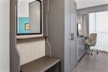 هتل Holiday Inn Charleston Riverview, An Ihg