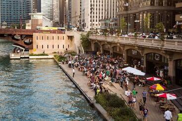 هتل Holiday Inn Chicago Dwtn   The Mart By Ihg