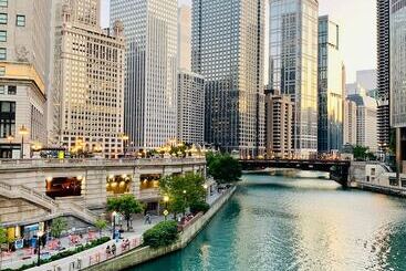 هتل Holiday Inn Chicago Dwtn   The Mart By Ihg