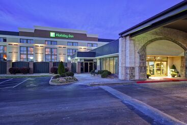 هتل Holiday Inn Cincinnati Riverfront, An Ihg