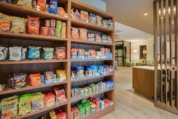 هتل Holiday Inn Express & Suites Ft. Washington   Philadelphia, An Ihg