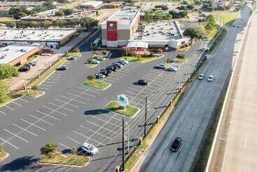 هتل Holiday Inn Houston Sw Near Sugar Land, An Ihg