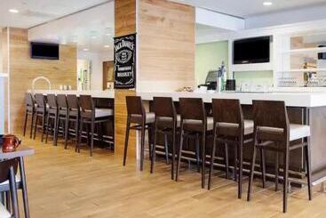 هتل Holiday Inn Nashville Vanderbilt, An Ihg