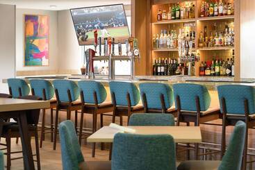 هتل Holiday Inn Oakland Airport, An Ihg
