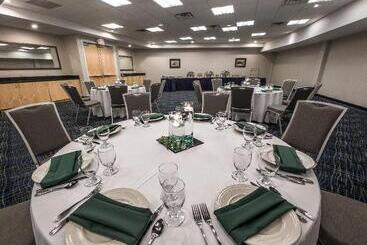 هتل Holiday Inn Raleigh Downtown, An Ihg